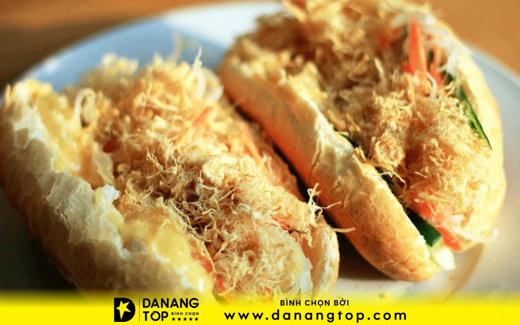 Bánh mì gà Đà Nẵng Cô Chi